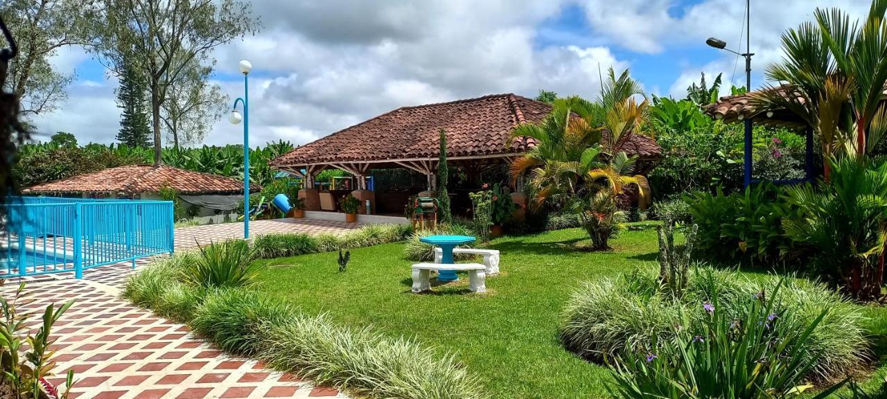 Finca Hotel Villa Del Sol プエブロ・タパオ エクステリア 写真