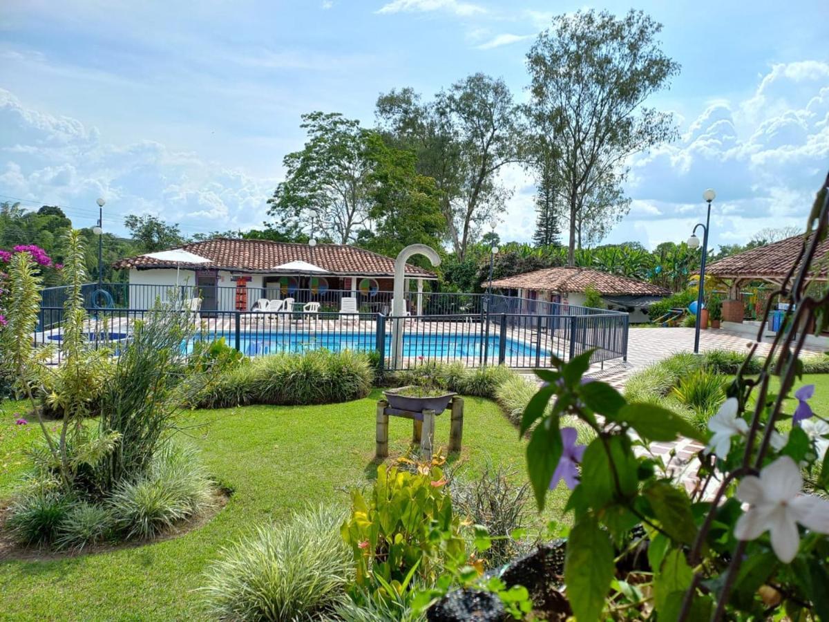 Finca Hotel Villa Del Sol プエブロ・タパオ エクステリア 写真